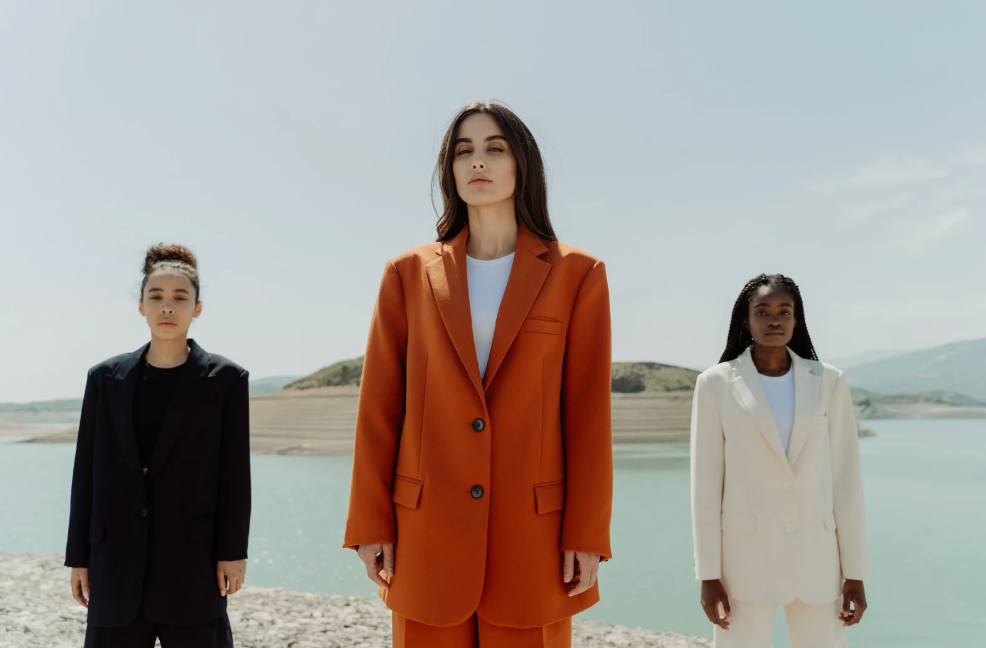 tailleur habillé pour cérémonie