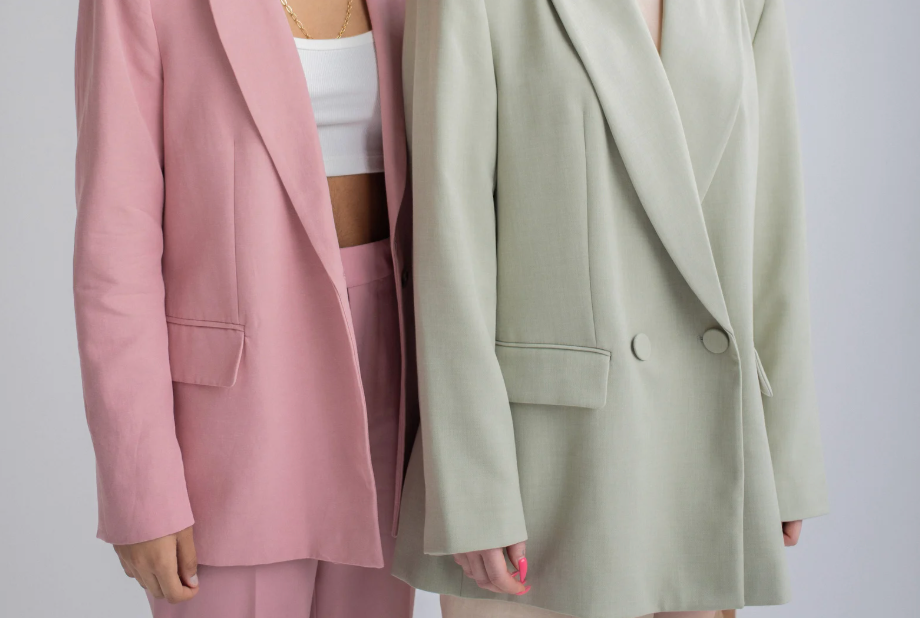 femme moderne blazer