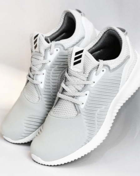 nettoyer des chaussures blanches