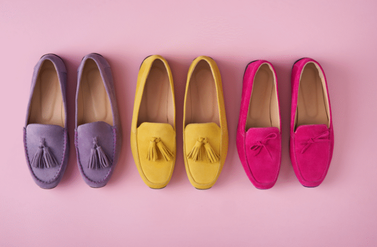 Avec quoi porter des mocassins ? Conseils et idées de looks 2025